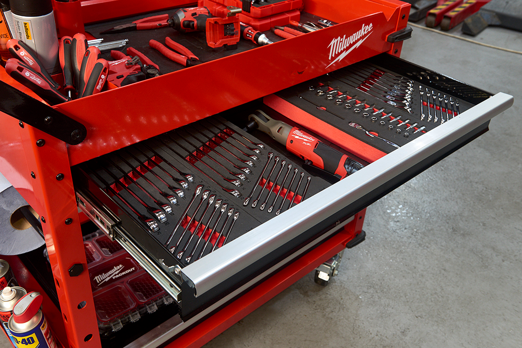 MILWAUKEE Power Tools UK Official Site NOTHING BUT HEAVY DUTY